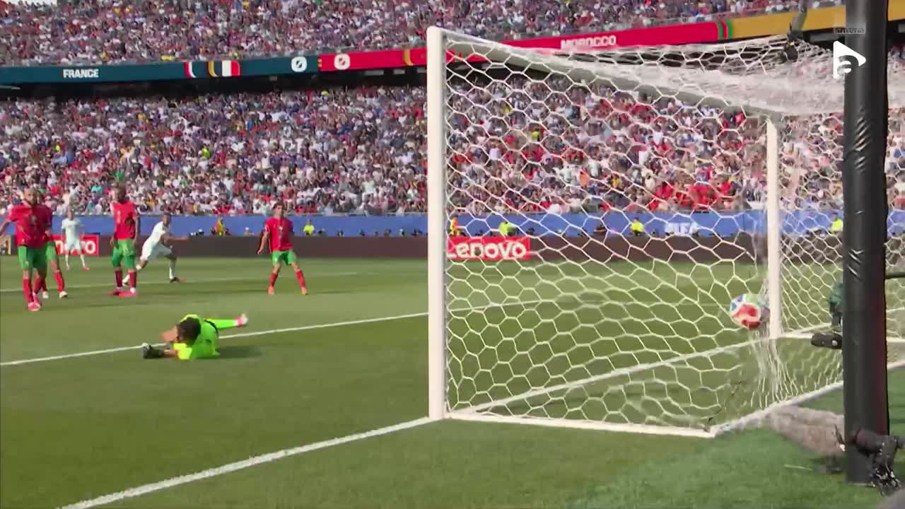 GOL! Mbappe a deschis scorul cu un șut direct la vinclu | Franța - Maroc