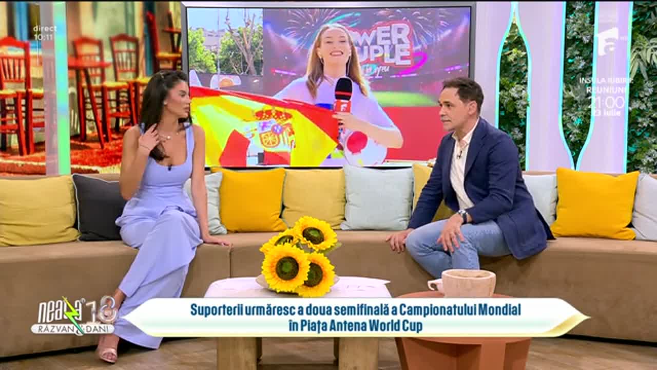 Super Neatza. Suporterii urmăresc a doua semifinală a Campionatului Mondial &icirc;n Piaţa Antena World Cup
