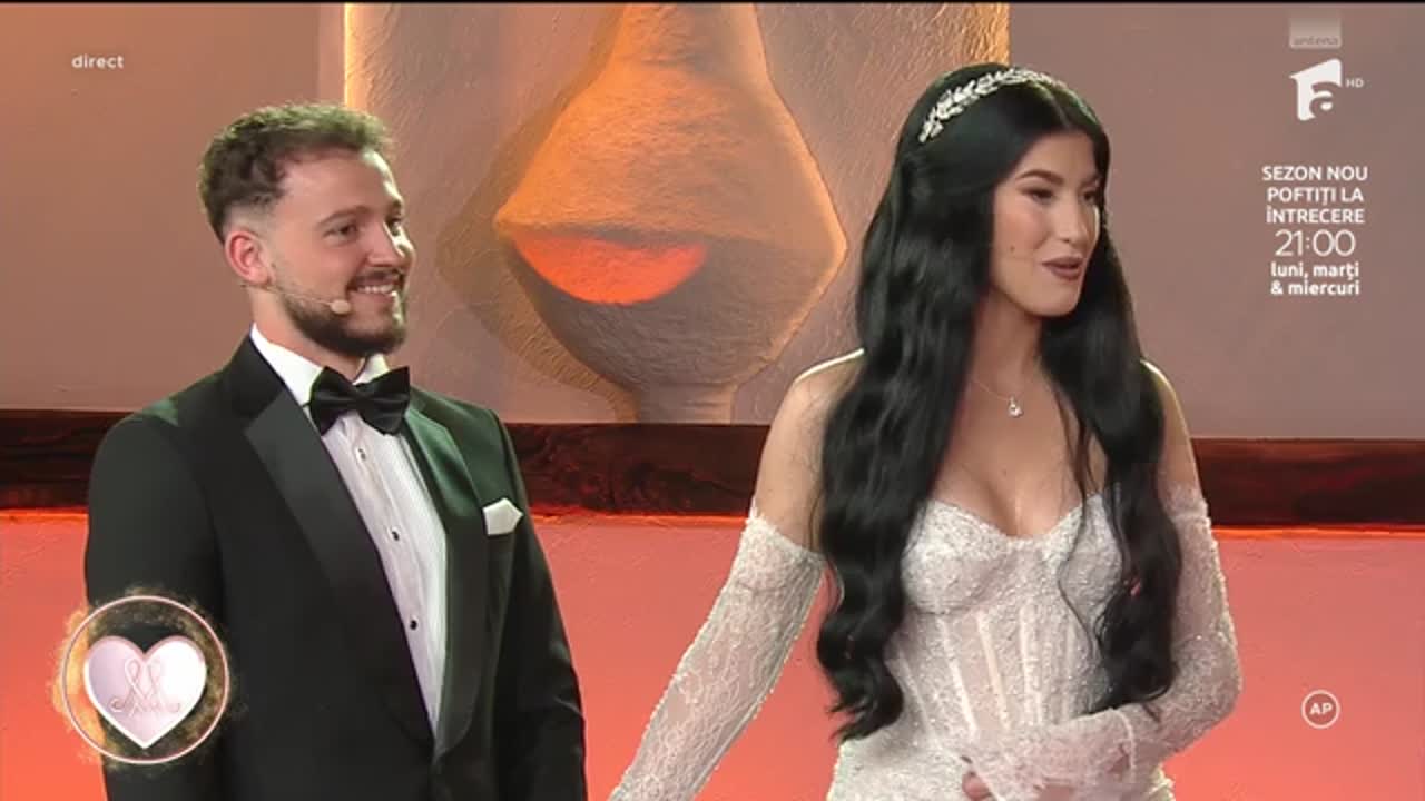 Mireasa, sezonul 13. Mirii, &icirc;n așteptarea mireselor! Cum au reacționat băieții c&acirc;nd le-au văzut &icirc;n marea finală