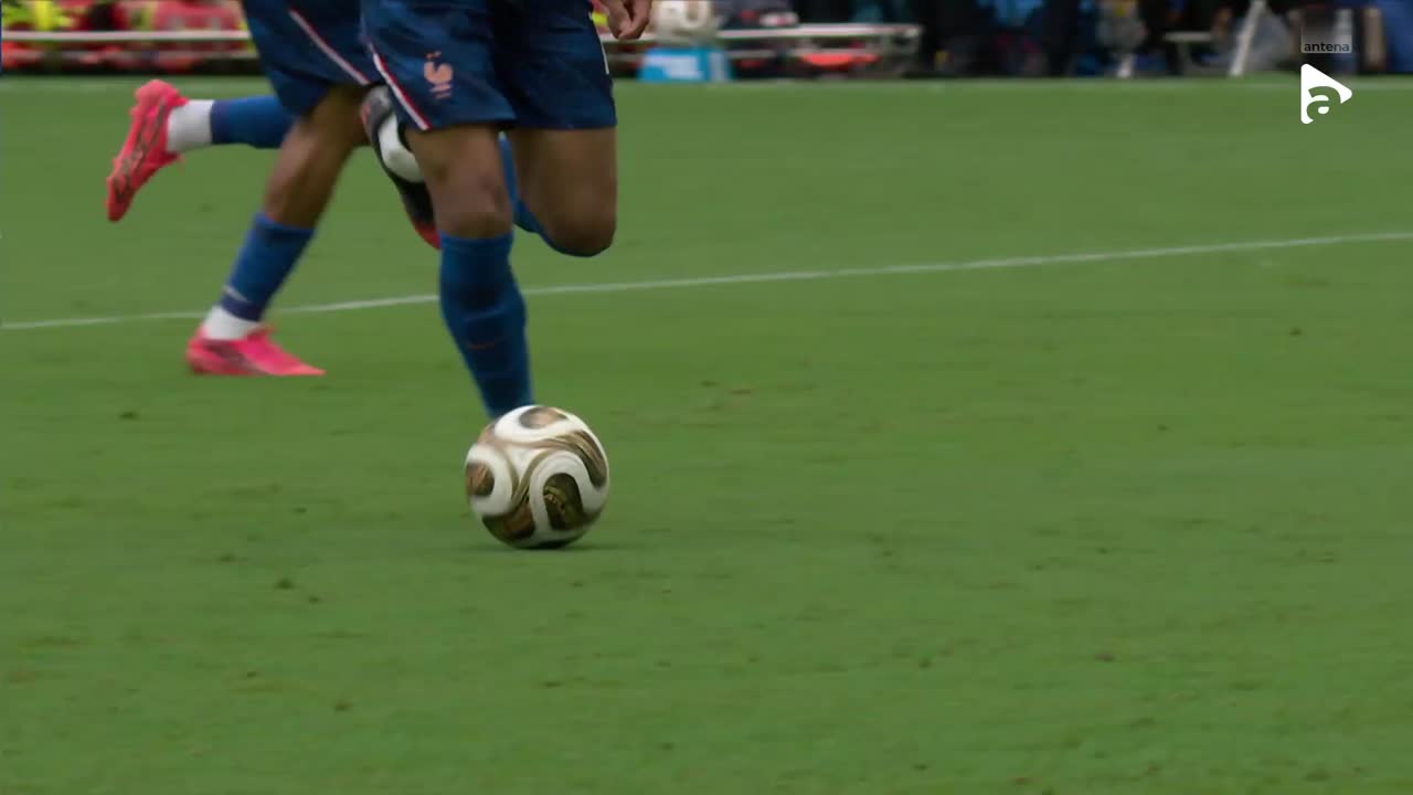 GOL Kylian Mbappe înscrie și devine goghereul Mondialului | Franța - Anglia