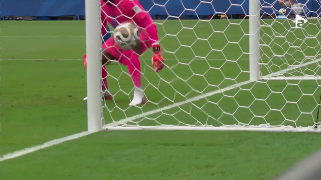 GOL! Konsa înscrie cu o lovitură de cap | Franța - Anglia