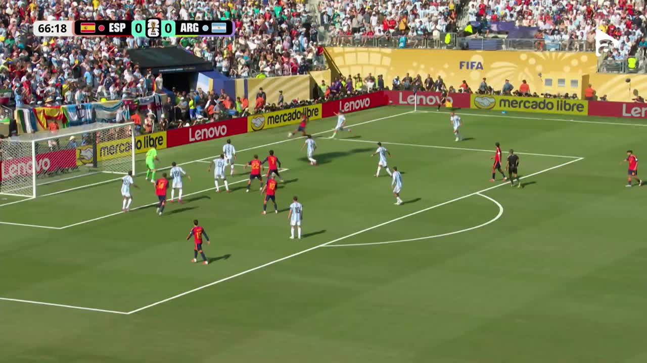 Ferran Torres a trimis cu capul pe poarta lui Martinez | Spania - Argentina