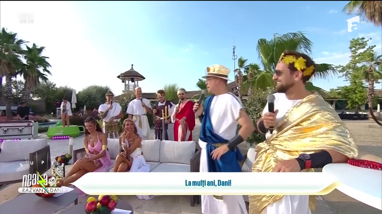 Super Neatza. Surpriză emoționantă pentru Dani Oțil! Părinții i-au transmis un mesaj de suflet