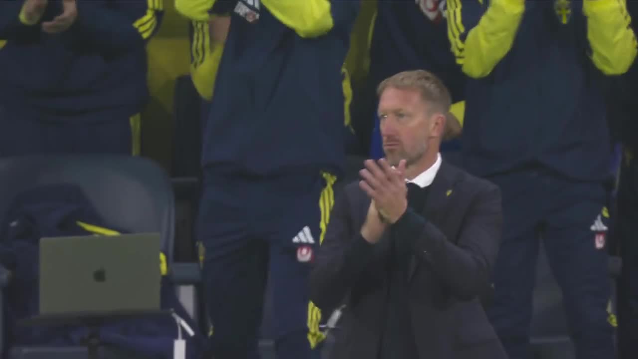 Min. 20. Gol Suedia - Rom&acirc;nia 1-0. Alexander Isak