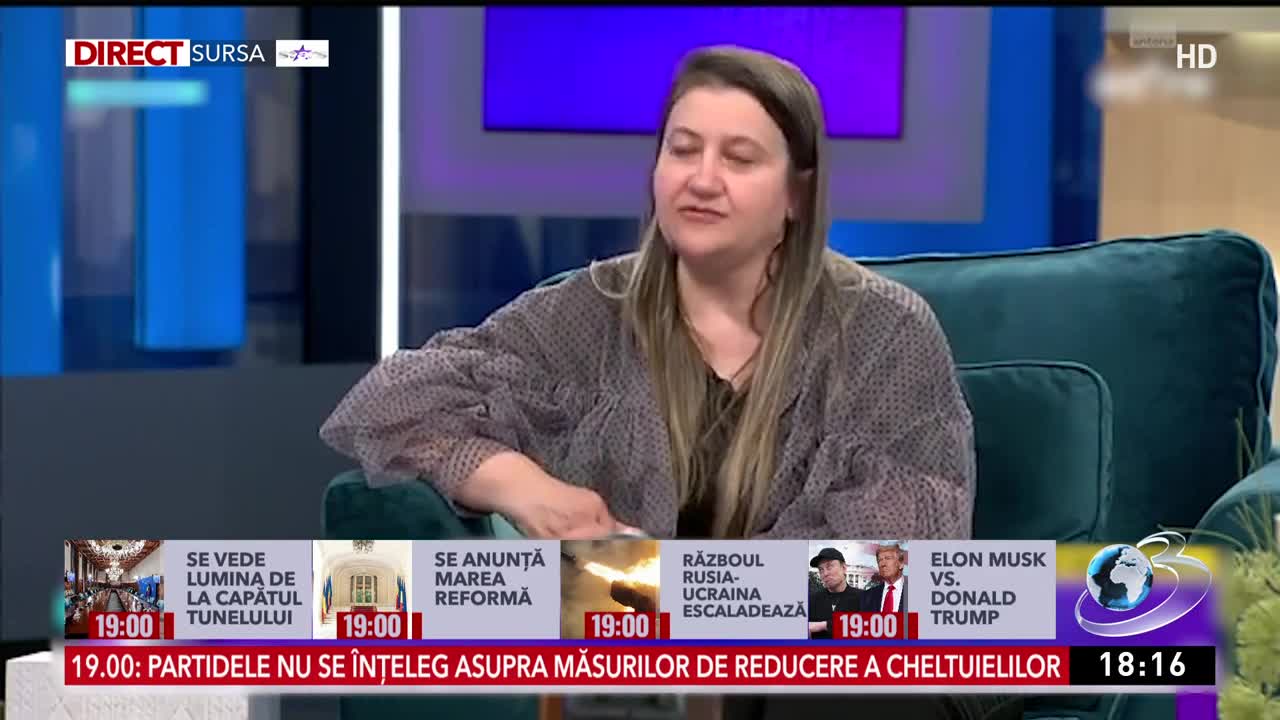 News Hour with CNN