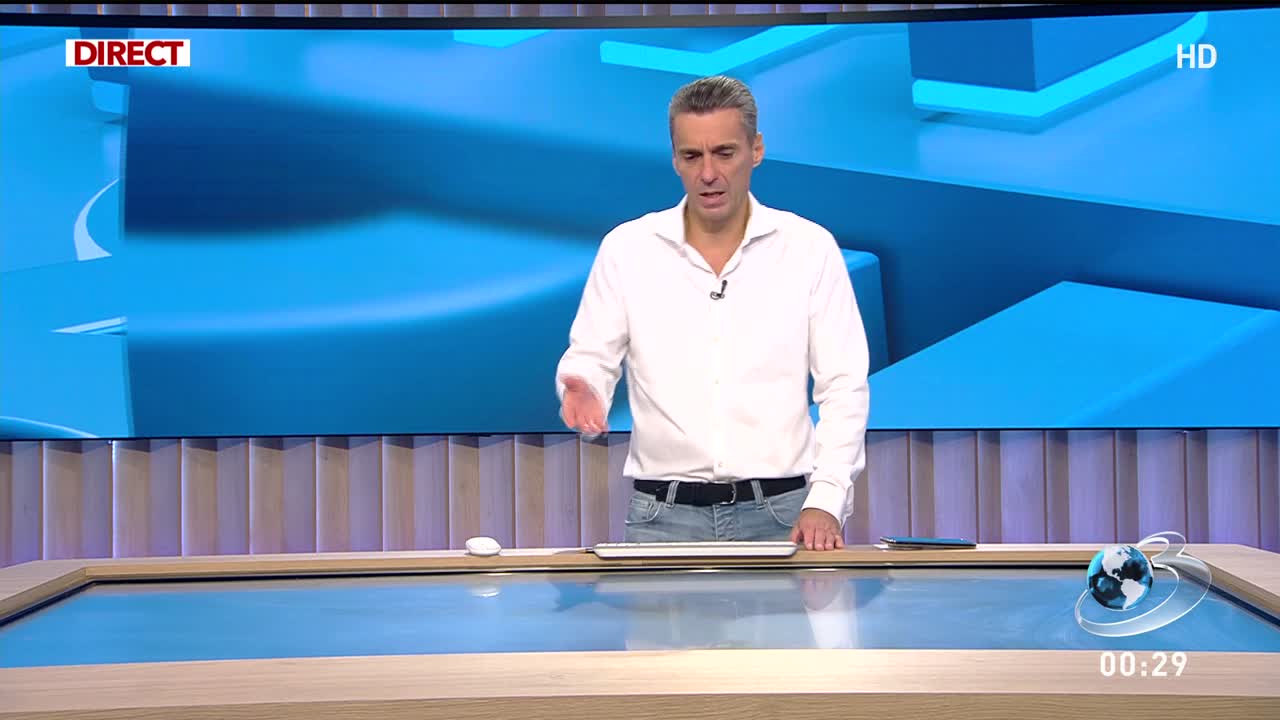 În gura presei