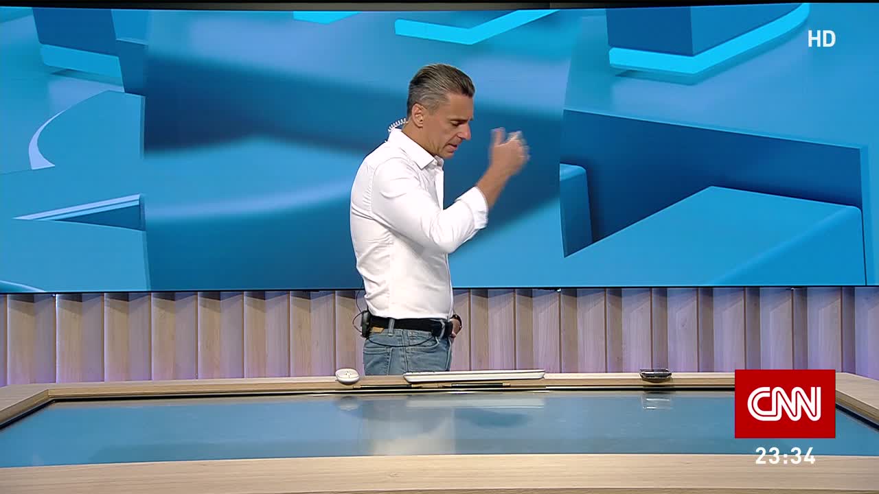 În gura presei