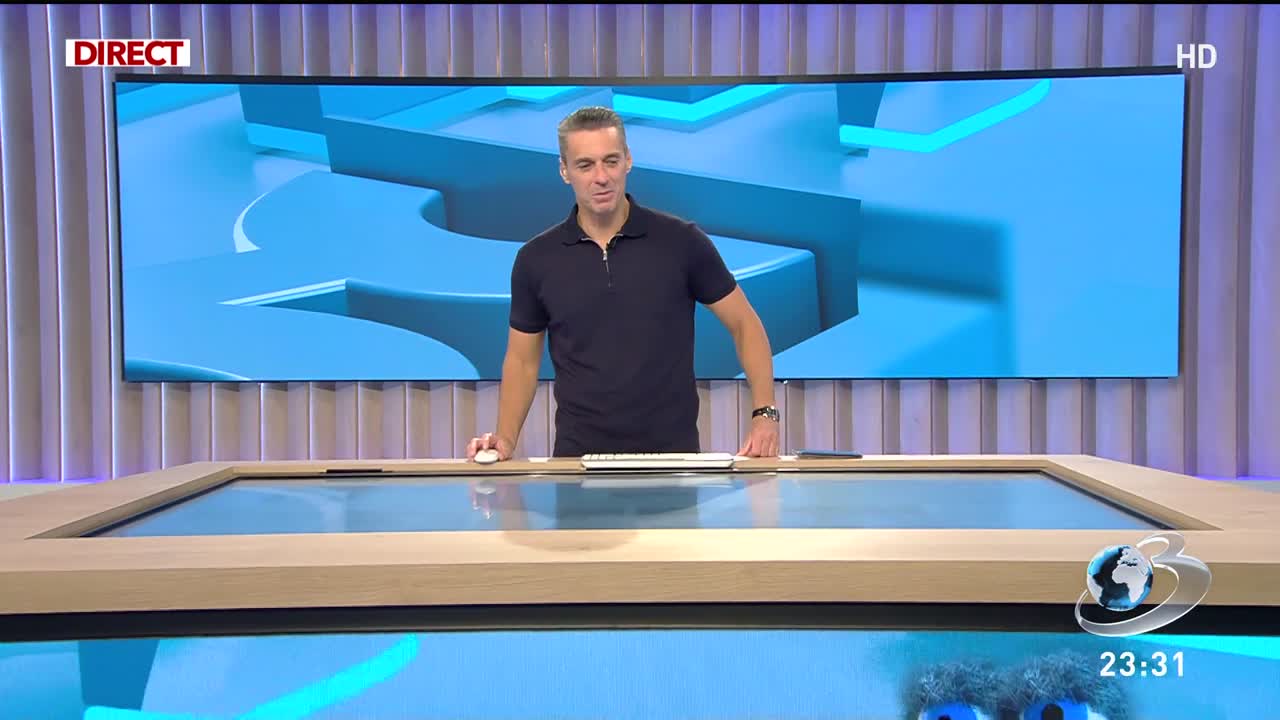 În gura presei