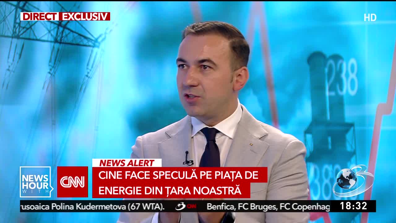 News Hour with CNN