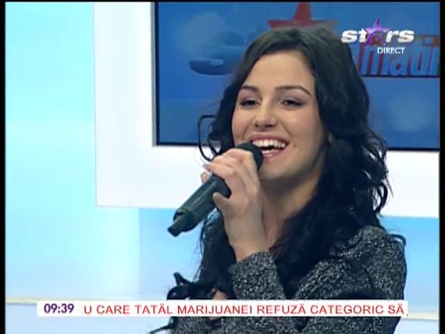 Nicoleta Andre c&acirc;ntă la Star Matinal
