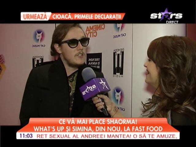 Whats up si Simina, din nou la fast food!