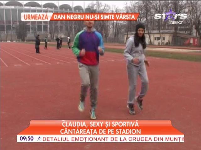 Claudia ,sexy si sportiva
