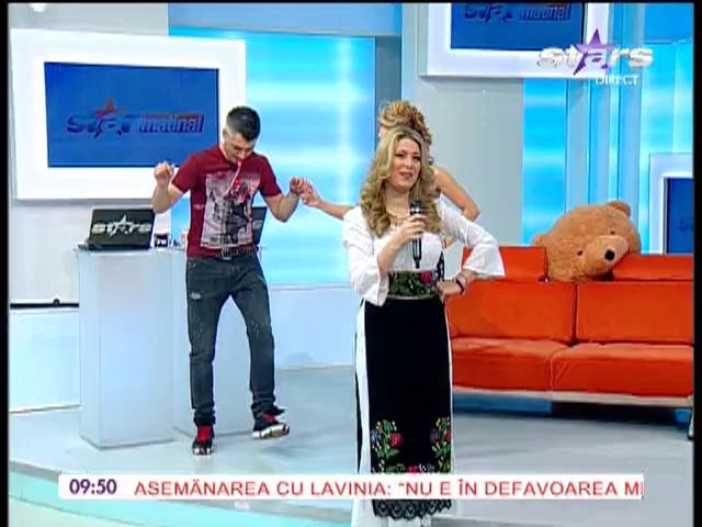 Ornela c&acirc;ntă muzică populară la Star Matinal