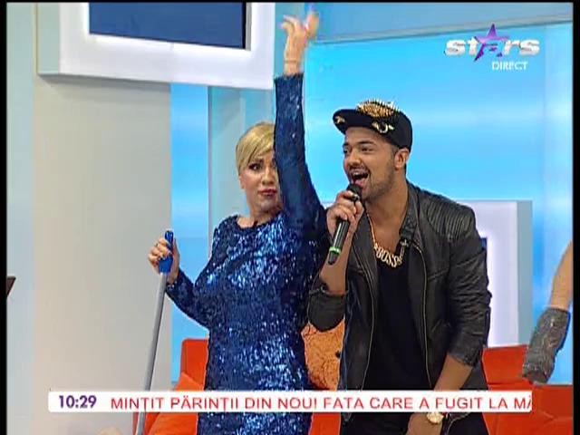 Ovidiu Nae, c&acirc;ntă şi dansează pe tocuri