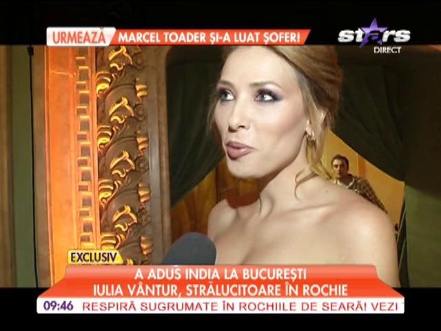 Iulia V&acirc;ntur, strălucitoare &icirc;n rochie