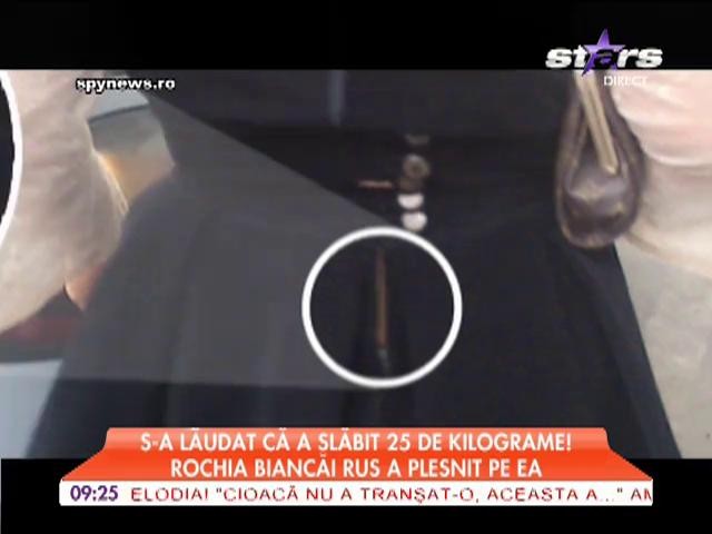 Rochia Biancăi Rus a plesnit pe ea