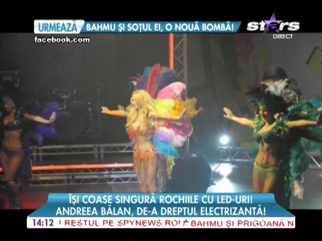 Andreea Bălan &icirc;și coase singură rochiile cu led-uri!