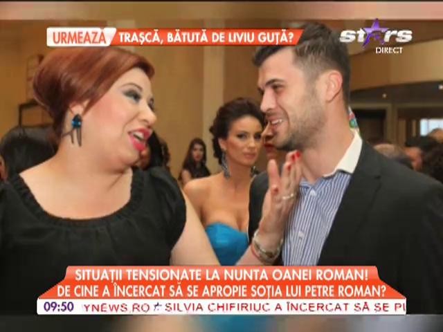 De cine a &icirc;ncercat să se apropie soţia lui Petre Roman la nunta Oanei?
