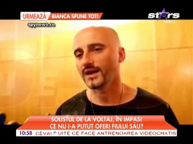 Călin Goia, &icirc;n impas! Ce nu i-a putut oferi solistul trupei Voltaj fiului său?