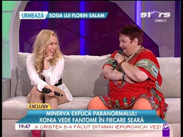 Momente de groază pentru Xonia! A văzut fantome &icirc;n dormitor, &icirc;n miezul nopţii