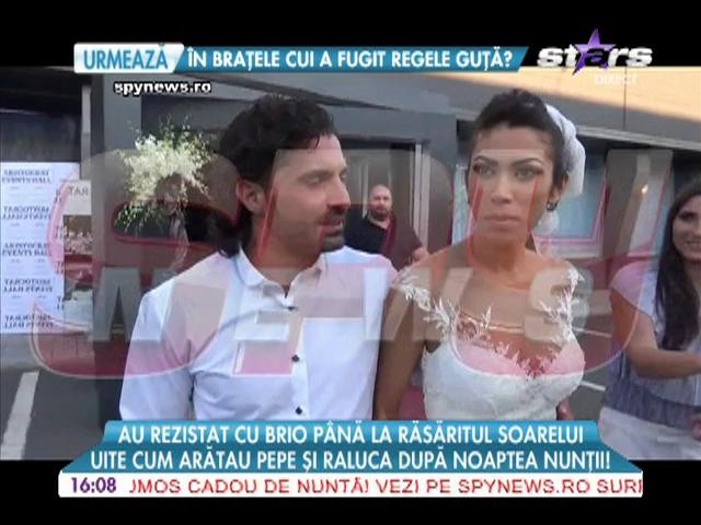 După o nuntă ca &icirc;n poveşti, mireasa Raluca a plecat acasă cu sandalele &icirc;n pungă!