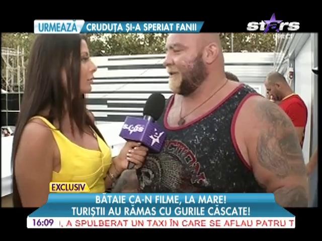 Bătăi ca-n filme &icirc;n mijlocul staţiunii Mamaia! Gala MMA s-a ținut &icirc;n aer liber!