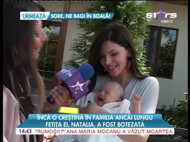 Anca Lungu &icirc;și creștinează fetița