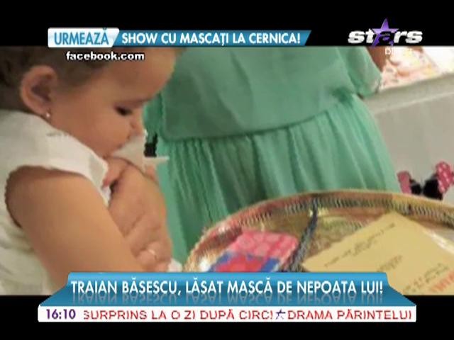 Uite ce a ales Sofia Anais, nepoata lui Traian Băsescu, la tăierea moțului