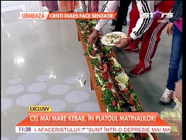 Cel mai mare kebab, &icirc;n platoul matinalilor!!