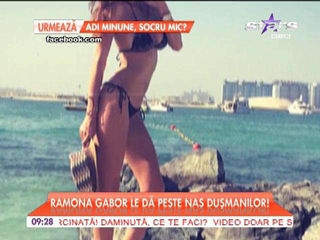 Ramona Gabor, sexy &icirc;ntr-un costum de baie minuscul
