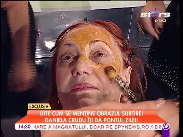 Secretul frumuseţii Danielei Crudu! Bruneta &icirc;ţi dă pontul zilei