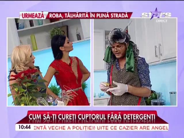 Rapid şi ieftin! Cum să-ţi cureţi cuptorul fără detergenţi