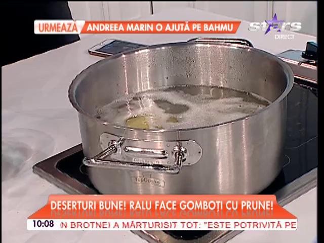 Raluca face gomboţi cu prune