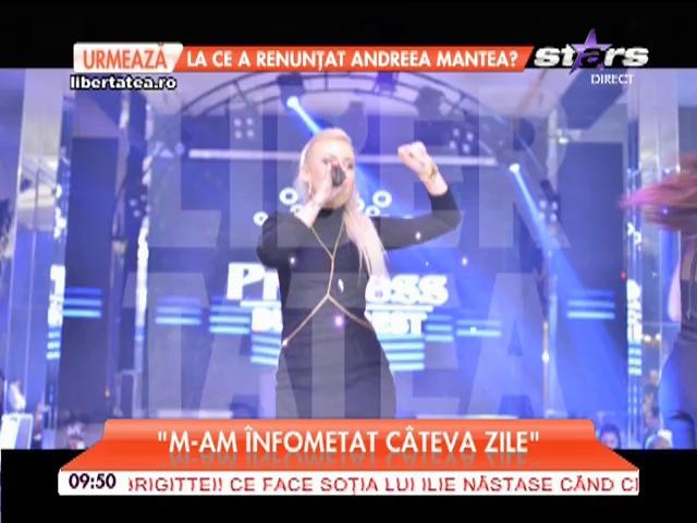 Misha suferă să arate mai bine pe scenă