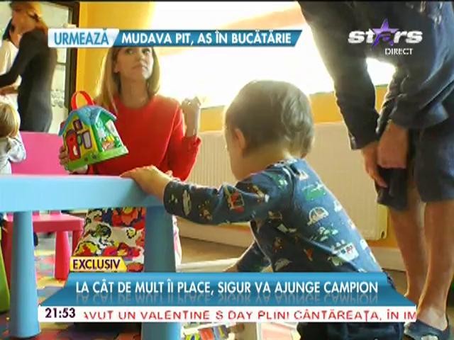 Prima lecţie de &icirc;not ăentru băiatul Danei Rogoz!