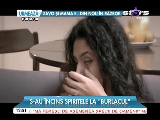 S-au &icirc;ncins spiritele la "Burlacul"! Două concurente au fost c&acirc;t pe ce să se ia la bătaie