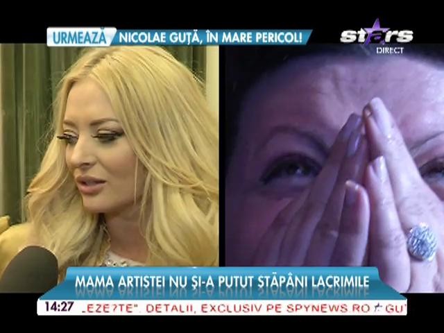 Momente emoţionante la concertul Deliei!