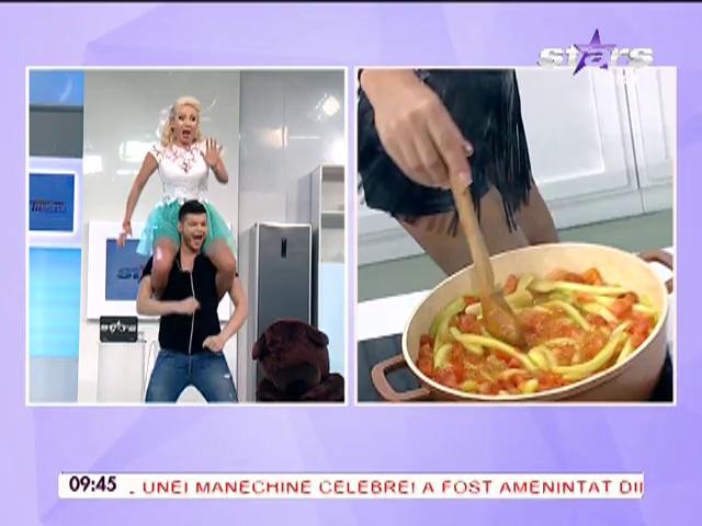 S-a &icirc;nchins atmosfera la "Star Matinal"! Rocsana Marcu l-a călărit pe Răzvan Botezatu, &icirc;n direct!