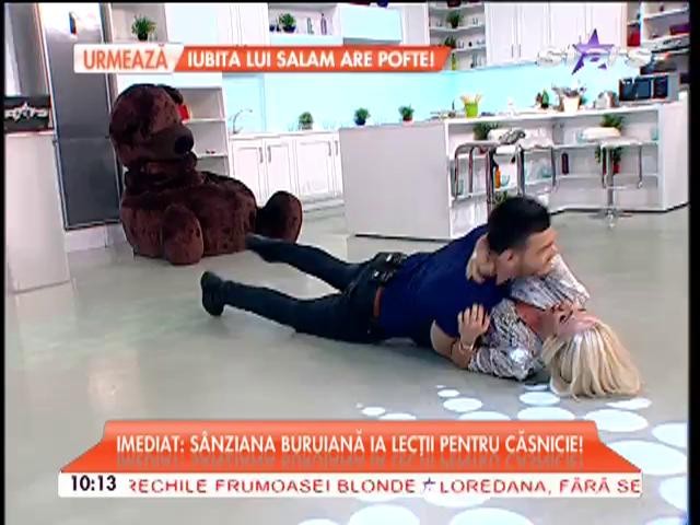 IMAGINI INCENDIARE! Rocsana Marcu şi Răzvan Botezatu s-au iubit pe jos, &icirc;n direct!