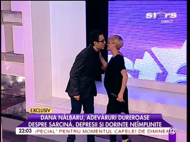 Dana Nălbaru, mărturisiri despre sarcină: "Mă doare burta, am dureri şi &icirc;mi e ruşine să spun c&acirc;t măn&acirc;nc!"