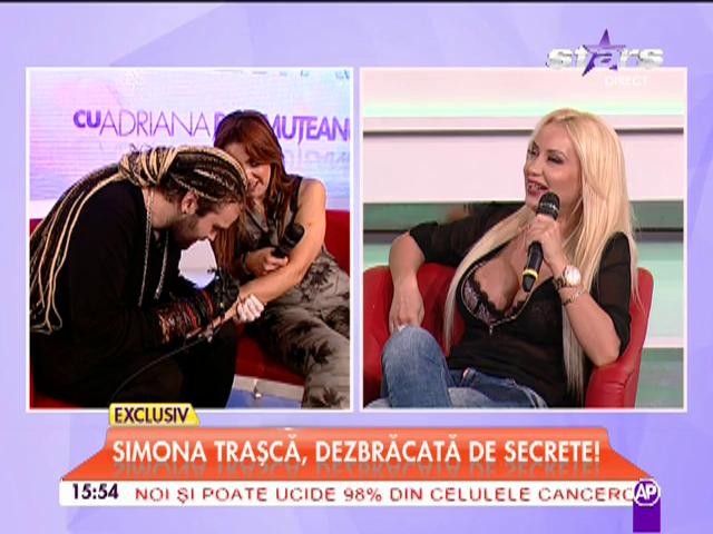 A aşteptat 45 de ani să facă asta! Nico şi-a făcut un tatuaj în direct!