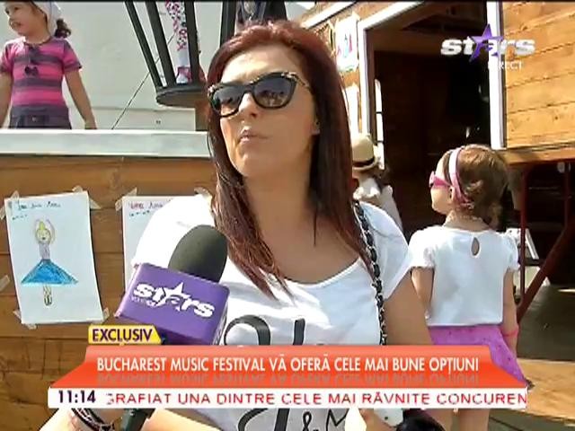 Diana Bişinicu, surprinsă cu fetiţa la Concertul Educativ pentru copii, din Bucureşti