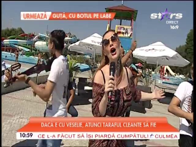 A născut &icirc;n urmă cu o lună, dar arată senzaţional! Vedeta care a atras toate privirile la piscină