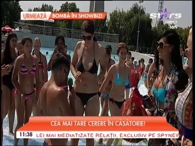 MOMENT EMOŢIONANT la TV! A fost cerută &icirc;n căsătorie, &icirc;n direct! Rocsana Marcu a izbucnit &icirc;n lacrimi