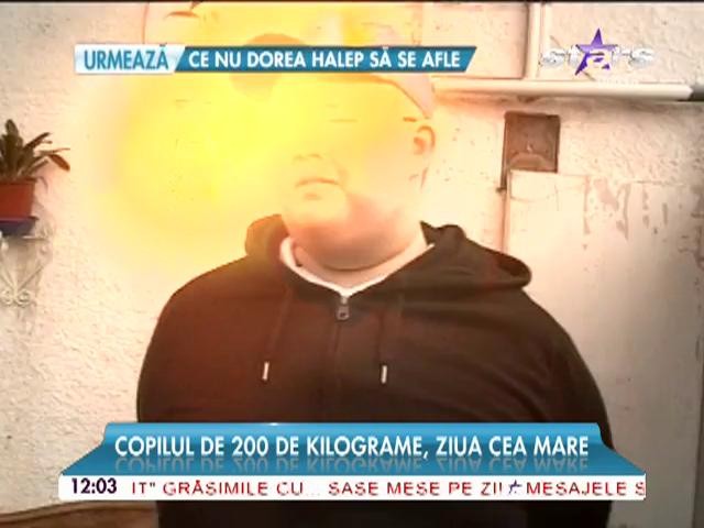 Drama unui adolescent din Braşov. Are doar 13 ani şi aproape 200 de kilograme.