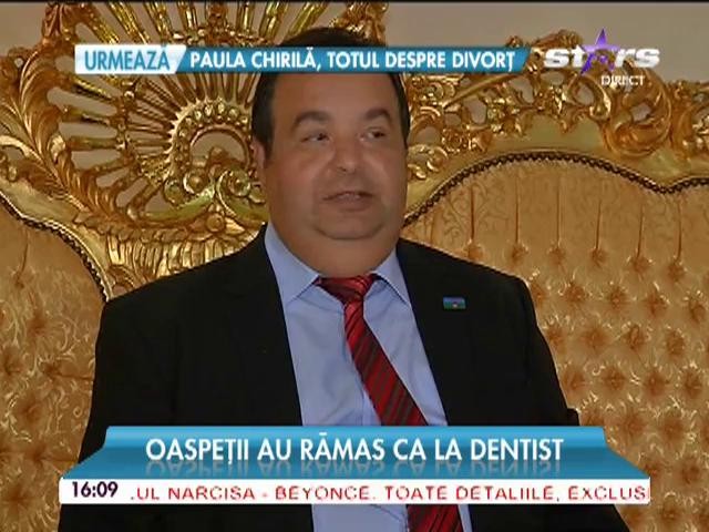 Regele Cioabă şi-a luat un tron de fiţe, poleit cu aur! Oaspeţii lui  au rămas ca la dentist