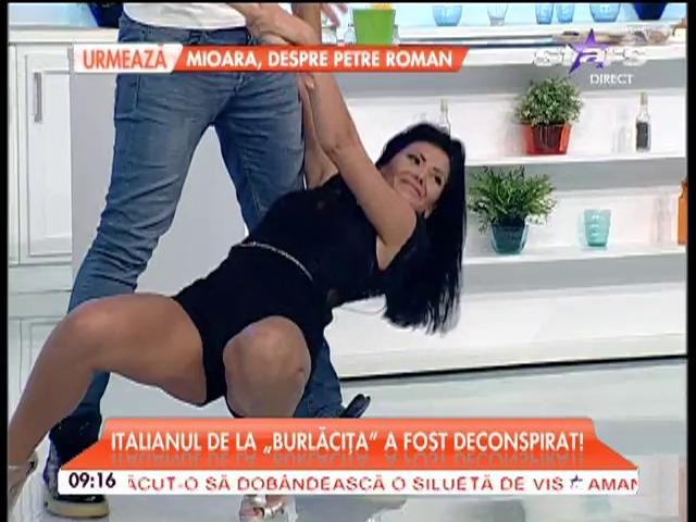 Bote şi Raluca, scene pasionale &icirc;n direct! Priza...i-a trimis la păm&acirc;nt
