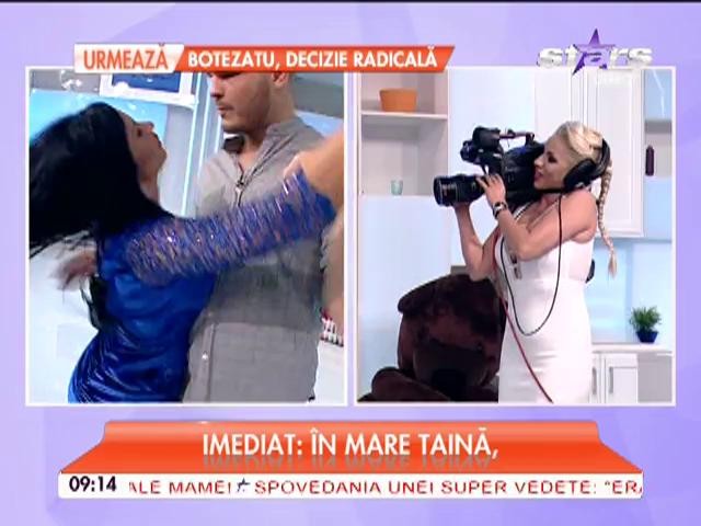IDILĂ MATINALĂ! Atingeri &icirc;ndrăzneţe &icirc;ntre un prezentator şi o asistentă TV de la noi