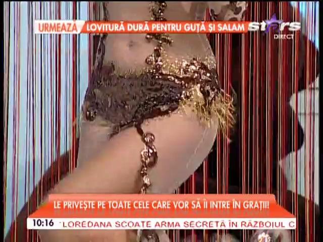 A slăbit sau ba? Deea Maxer, &icirc;n costum transparent cu formele la vedere