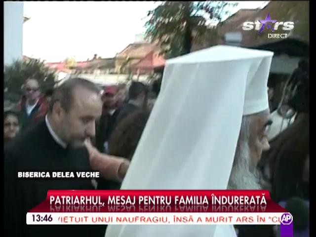 Patriarhul Daniel a ieşit din biserică